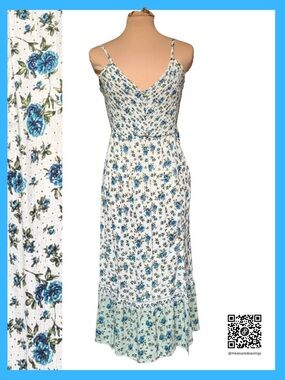 Medium - NWOT - Angie - Floral Blue & White Spaghetti-Strap Maxi Dress